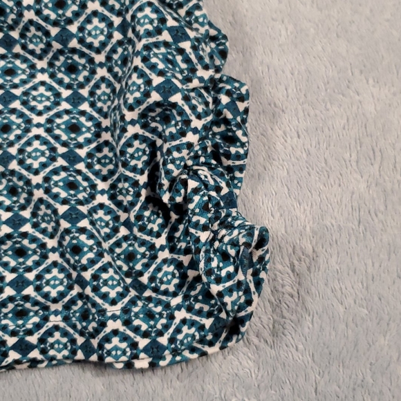Patterned halter top - Picture 2 of 2